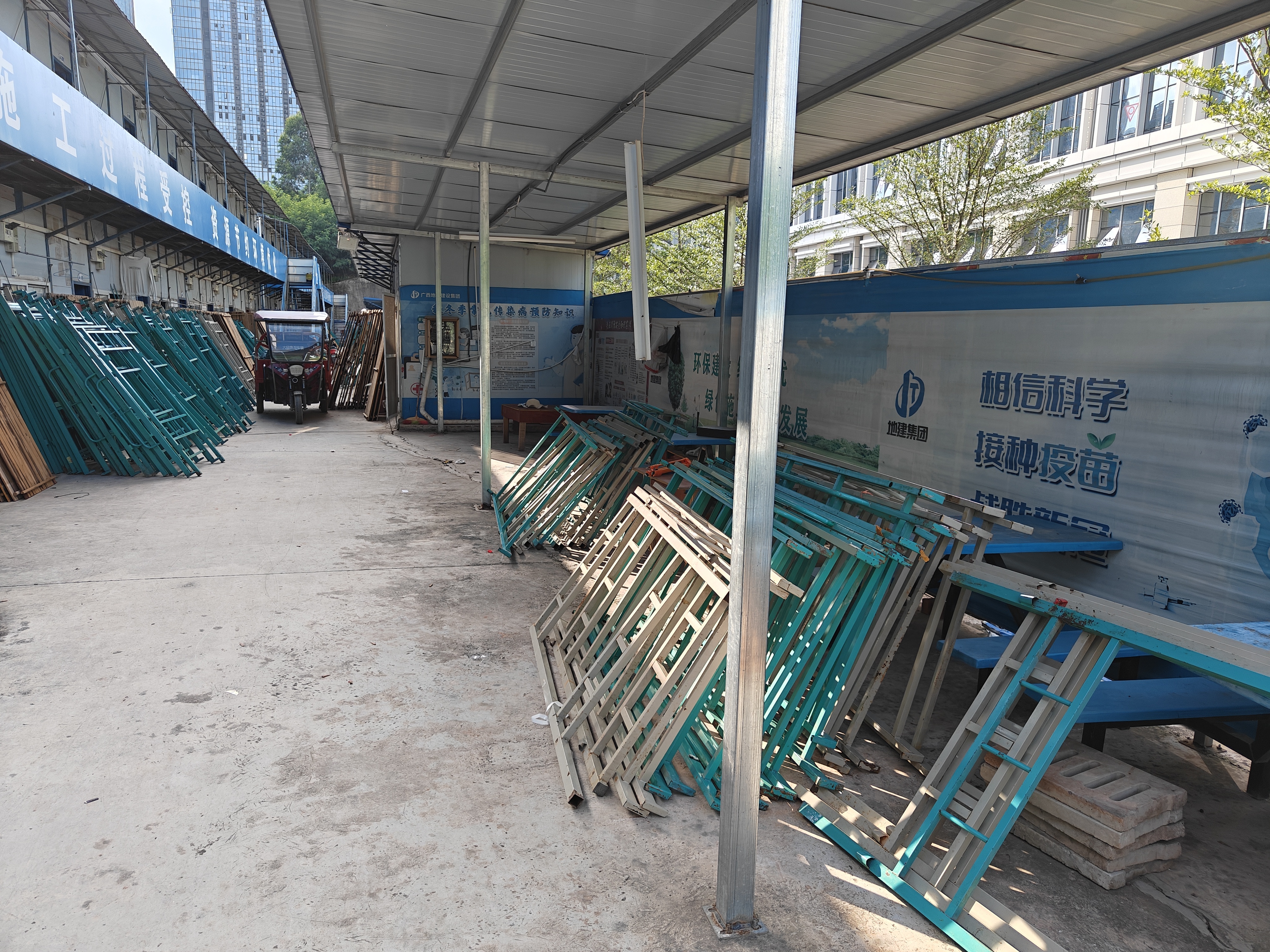 住建部门消防安全检查整治力度_工地活动板房_防城港市易燃活动板房拆除
